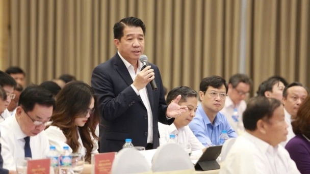 Chairman of Hung Nhon Group shares livestock farming experience according to international standards